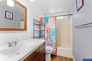 402 Clover St, Aumsville, OR 97325 - Photo 18