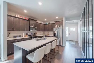 1438 45th Av, Sweet Home, OR 97386 - Photo 2