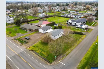 4639 Knox Butte Rd E, Albany, OR 97322 - Photo 10