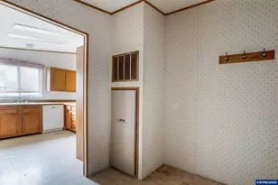 4639 Knox Butte Rd E, Albany, OR 97322 - Photo 24