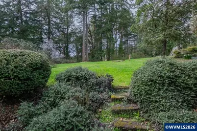 1075 NW Charlemagne Pl, Corvallis, OR 97330 - Photo 44