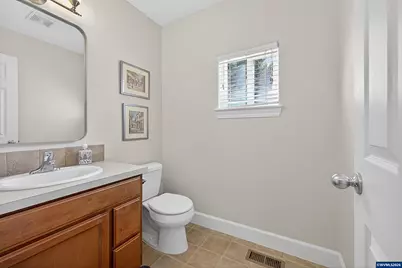 133 NW Howard Ln, Dallas, OR 97338 - Photo 16