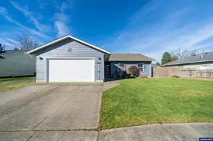 1137 SE 2nd Ave, Mill City, OR 97360 - Photo 2