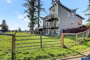 9915 Marquam Cir, Molalla, OR 97038 - Photo 2
