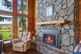 9915 Marquam Cir, Molalla, OR 97038 - Photo 10