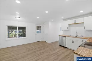 111 E 3rd St, Halsey, OR 97348 - Photo 12