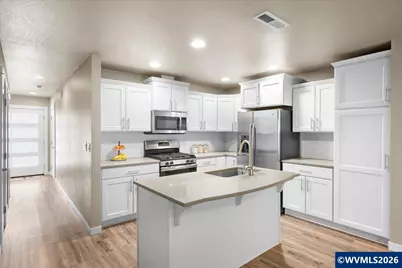 5912 Belknap Springs St SE, Salem, OR 97306 - Photo 2