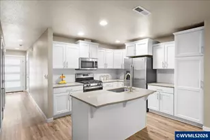 5912 Belknap Springs St SE, Salem, OR 97306 - Photo 2