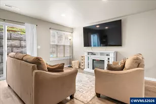 5912 Belknap Springs St SE, Salem, OR 97306 - Photo 6