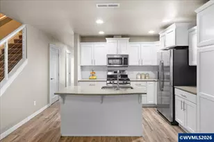 5912 Belknap Springs St SE, Salem, OR 97306 - Photo 4