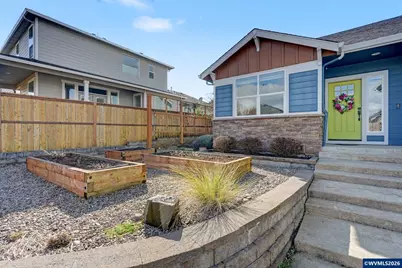 371 Golden Eagle St NW, Salem, OR 97304 - Photo 2