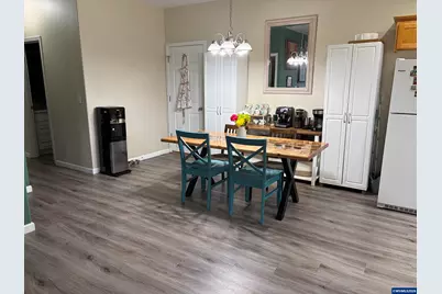 686 Columbia Dr, Molalla, OR 97038 - Photo 14