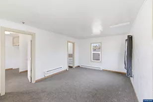 800 Oakhill Ave SE, Salem, OR 97302 - Photo 16