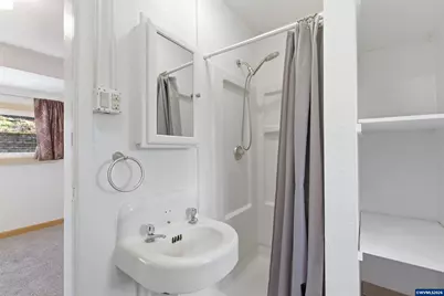 800 Oakhill Av SE, Salem, OR 97302 - Photo 20