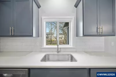 224 NW Newcastle St, Dallas, OR 97338 - Photo 10