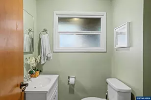 1795 B St NE, Salem, OR 97301 - Photo 16