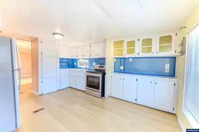 1999 Jansen Wy #66, Woodburn, OR 97071 - Photo 8