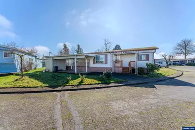 1999 Jansen Wy #66, Woodburn, OR 97071 - Photo 2