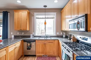 3198 Hannah Av SE, Albany, OR 97322 - Photo 18