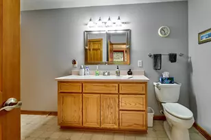 301 Edgewood Dr, Silverton, OR 97381 - Photo 24