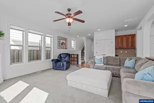 728 SE Bayshore Cir, Corvallis, OR 97333 - Photo 14