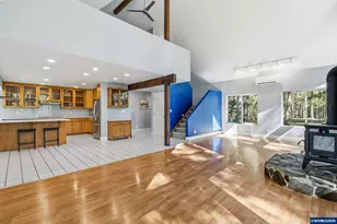 37969 Courtney Creek Dr, Brownsville, OR 97327 - Photo 10