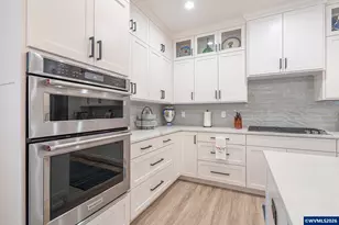 5957 Pikes Pass St SE, Salem, OR 97034 - Photo 10