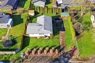 915 SE Zee Ct, McMinnville, OR 97128 - Photo 34