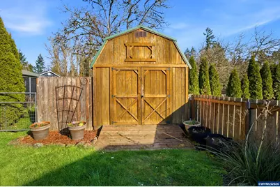 915 SE Zee Ct, McMinnville, OR 97128 - Photo 30