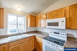 1525 Park Ave NE, Salem, OR 97301 - Photo 14