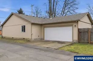1525 Park Ave NE, Salem, OR 97301 - Photo 2