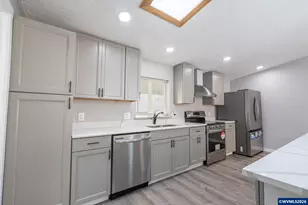 3554 Turner Rd SE, Salem, OR 97302 - Photo 12