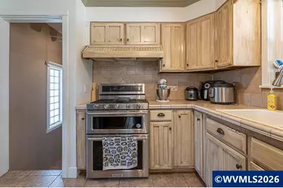 1175 Chelsea Av NW, Salem, OR 97304 - Photo 8