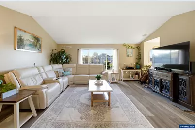 6676 McLeod Ln NE, Keizer, OR 97303 - Photo 12