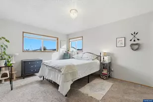 1841 Umpqua Rd, Woodburn, OR 97071 - Photo 34