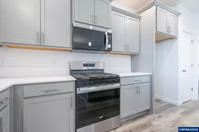 673 Parker Lp, Silverton, OR 97381 - Photo 18