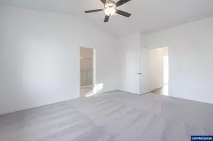 673 Parker Lp, Silverton, OR 97381 - Photo 32