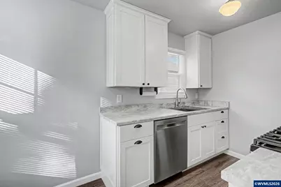 2451 Simpson St SE, Salem, OR 97301 - Photo 12