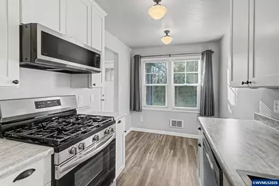 2451 Simpson St SE, Salem, OR 97301 - Photo 14