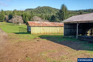 10468 Siletz Hwy, Siletz, OR 97367 - Photo 30
