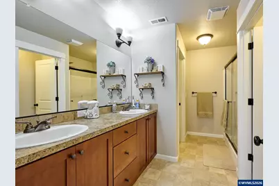 574 Prairie St, Woodburn, OR 97071 - Photo 36