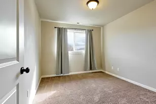 574 Prairie St, Woodburn, OR 97071 - Photo 40