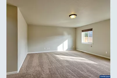 574 Prairie St, Woodburn, OR 97071 - Photo 20