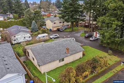 18501 SE Lincoln St, Portland, OR 97233 - Photo 26