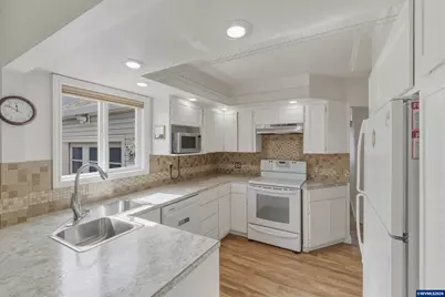 1530 Takena St SW, Albany, OR 97321 - Photo 16