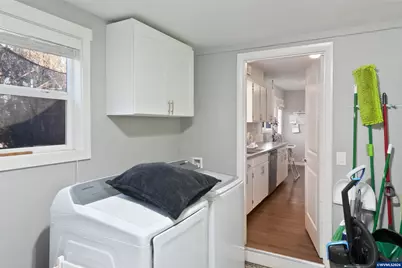 1425 Marshall Dr SE, Salem, OR 97302 - Photo 16