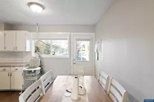 1425 Marshall Dr SE, Salem, OR 97302 - Photo 10