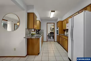 40690 McDowell Creek Dr, Lebanon, OR 97355 - Photo 18