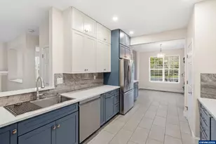 4771 Chatham St SE, Salem, OR 97302 - Photo 8