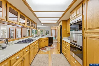 6497 Mahalo Dr SE, Salem, OR 97317 - Photo 12